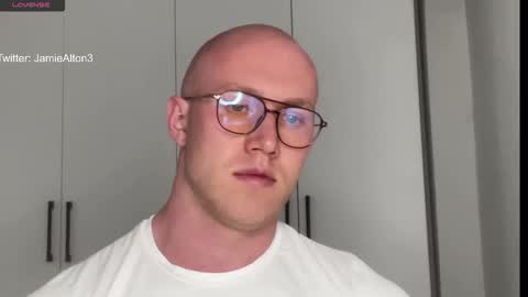 Wlademar online show from March 2026 04:28:02 AM