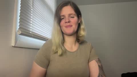 Moth online show from January 2025 07:10:02 PM