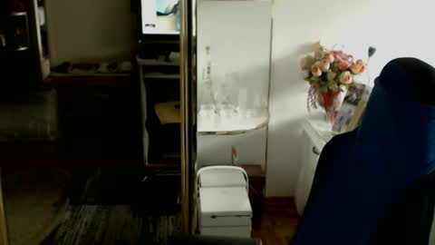 wlodek165 online show from April 2026 08:31:01 AM