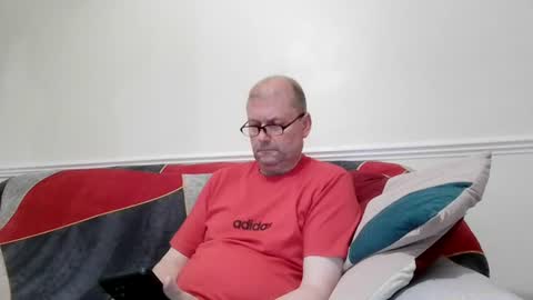 Snapshot of wobble444 chatting on July 2026 09:33:02 PM wobble444 online show from July 2026 09:33:02 PM