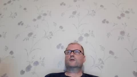 Snapshot of wobble444 chatting on July 2026 09:11:01 PM wobble444 online show from July 2026 09:11:01 PM