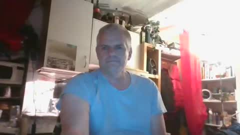 wohnung_at online show from December 2024 12:01:02 PM