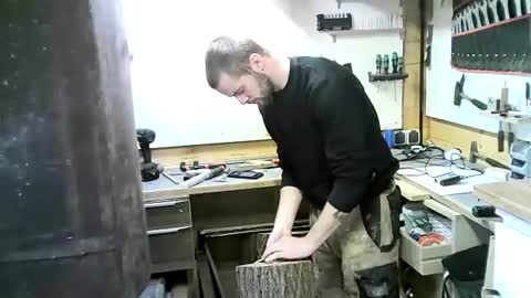 wolf021221 online show from October 2025 02:29:01 PM