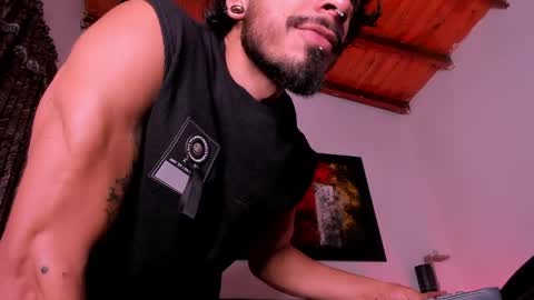 Snapshot of wolferatus chatting on March 2026 09:10:01 PM wolferatus online show from March 2026 09:10:01 PM