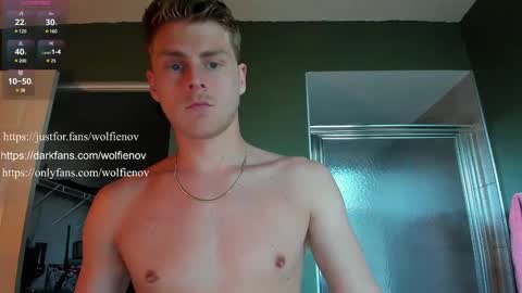 Wolfienov online show from February 2025 10:11:01 PM