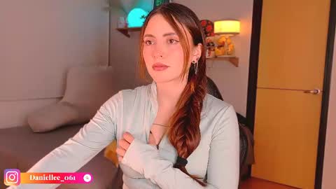 Snapshot of wolfsfoster chatting on May 2026 03:13:01 AM online show from May 2026 03:13:01 AM