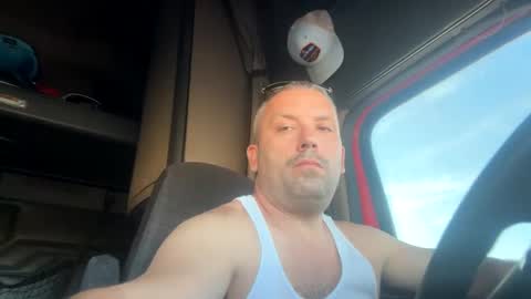 Snapshot of womenlovememan chatting on December 2024 10:30:01 PM Ryan online show from December 2024 10:30:01 PM