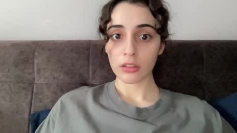 Stia online show from September 2025 12:05:01 PM