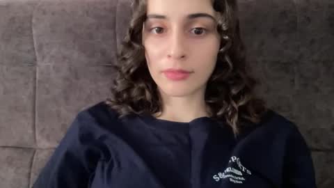 Stia online show from September 2025 05:20:01 AM