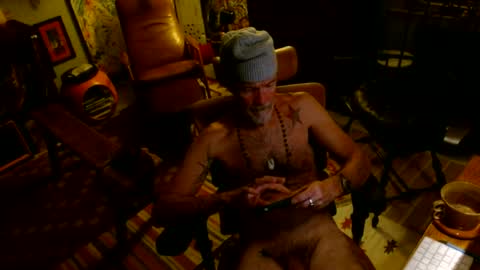 Snapshot of woodchuck185 chatting on June 2026 02:32:02 AM Chuck online show from June 2026 02:32:02 AM