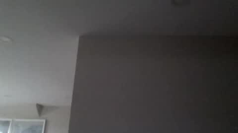 woodeee77 online show from April 2026 08:00:02 PM