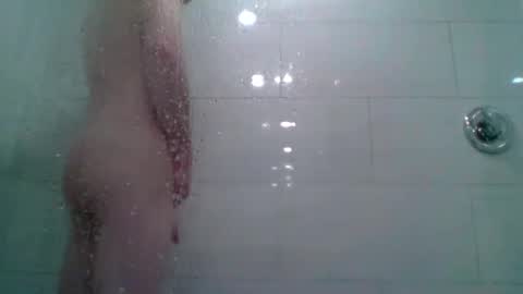 woodeee77 online show from April 2026 09:01:02 PM