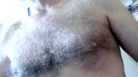 Snapshot of woodiesays chatting on April 2026 04:51:02 PM WoodieSays online show from April 2026 04:51:02 PM