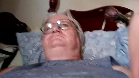 Snapshot of woodpecker115 chatting on January 2025 07:21:01 PM woodpecker115 online show from January 2025 07:21:01 PM