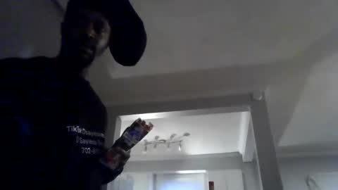 Snapshot of woodpipe69 chatting on December 2024 10:26:01 PM Woodpipe69 online show from December 2024 10:26:01 PM