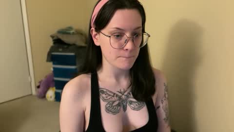 Snapshot of worship_lucina chatting on January 2025 12:15:02 AM Lucina online show from January 2025 12:15:02 AM