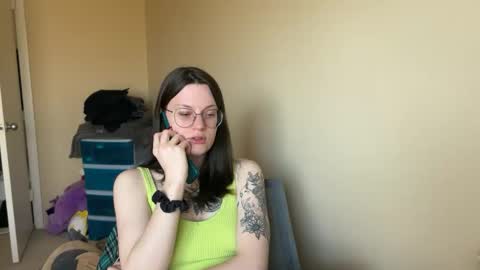 Snapshot of worship_lucina chatting on February 2025 06:43:02 PM Lucina online show from February 2025 06:43:02 PM