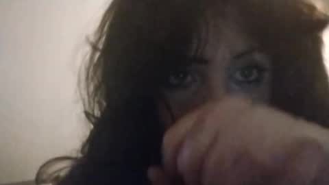 Clementine  online show from April 2026 06:19:02 AM