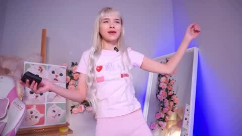 Snapshot of wow_angel chatting on May 2026 05:35:02 AM wow_angel online show from May 2026 05:35:02 AM