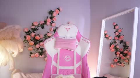 Snapshot of wow_angel chatting on July 2026 05:59:01 AM wow_angel online show from July 2026 05:59:01 AM