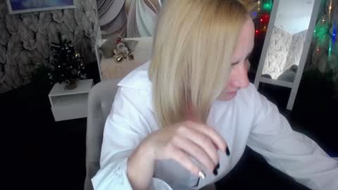 Snapshot of wow_co chatting on December 2024 08:50:02 PM wow_co online show from December 2024 08:50:02 PM