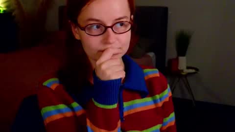 Rebecy online show from November 2025 02:10:01 PM