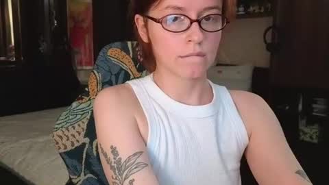 Snapshot of wow_luvng chatting on June 2026 04:04:02 PM Rebecy online show from June 2026 04:04:02 PM