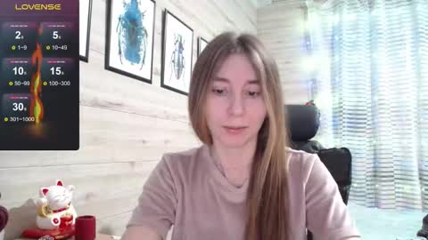 Anna  online show from December 2025 03:19:01 PM