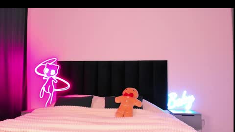 Emi online show from January 2025 04:02:01 AM