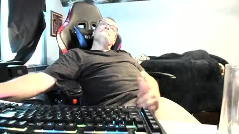 Snapshot of wowsers2022 chatting on September 2025 01:43:02 PM wowsers2022 online show from September 2025 01:43:02 PM