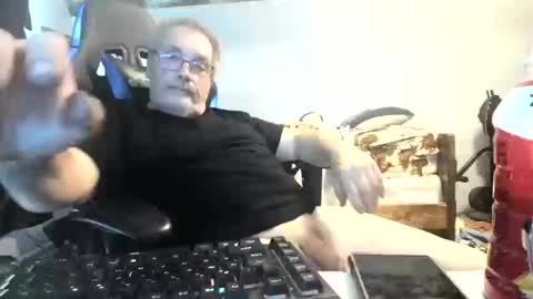 Snapshot of wowsers2022 chatting on October 2025 08:09:02 PM wowsers2022 online show from October 2025 08:09:02 PM