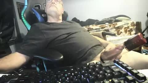 Snapshot of wowsers2022 chatting on October 2025 08:14:01 AM wowsers2022 online show from October 2025 08:14:01 AM