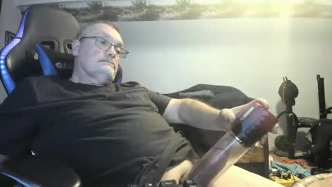 Snapshot of wowsers2022 chatting on October 2025 08:14:02 AM wowsers2022 online show from October 2025 08:14:02 AM