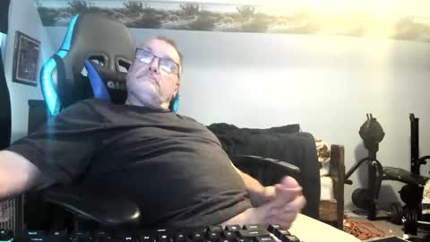 Snapshot of wowsers2022 chatting on October 2025 07:14:02 PM wowsers2022 online show from October 2025 07:14:02 PM