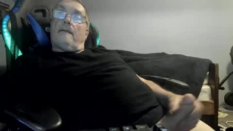 Snapshot of wowsers2022 chatting on November 2025 03:06:01 AM wowsers2022 online show from November 2025 03:06:01 AM