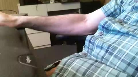 Snapshot of wrangleat0r chatting on May 2026 12:41:02 AM wrangleat0r online show from May 2026 12:41:02 AM