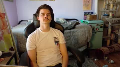 Wyatt online show from November 2025 08:21:01 PM