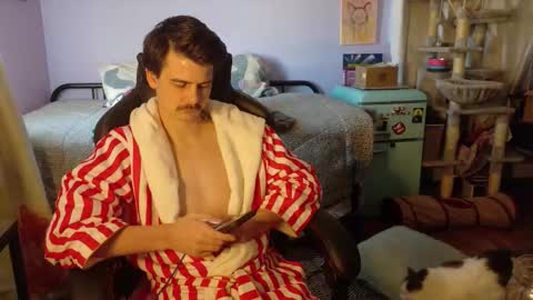 Wyatt online show from November 2025 06:51:01 PM