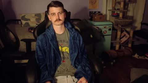 Wyatt online show from November 2025 02:01:02 AM