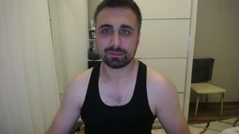 Snapshot of x_____0_____x chatting on June 2026 10:31:01 PM Mr. Lonely online show from June 2026 10:31:01 PM