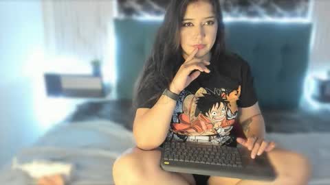 Adeline online show from February 2026 03:54:01 PM