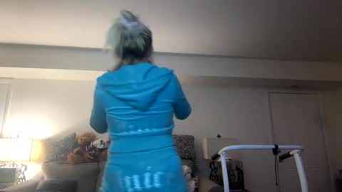 Mariah  online show from December 2024 07:31:01 AM