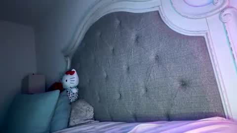 Mariah  online show from January 2025 06:52:01 AM