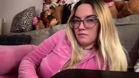 Mariah  online show from February 2025 01:09:01 AM