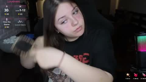 LOVE NERDS ONLY online show from April 2026 03:20:01 AM