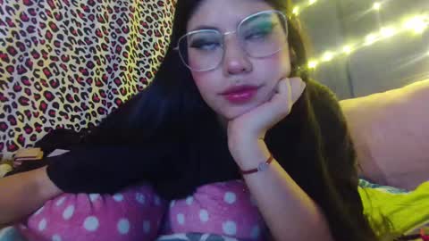 Snapshot of x_nyokoo chatting on January 2025 03:04:02 AM My other accont x nyoko online show from January 2025 03:04:02 AM