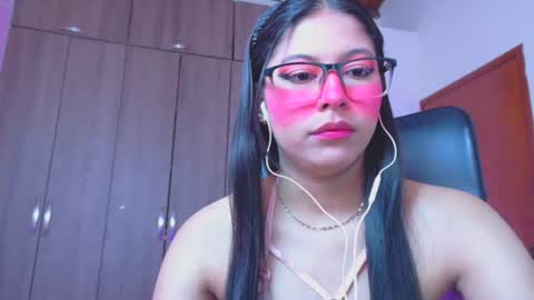 Snapshot of xallysonx_ chatting on June 2026 11:42:02 AM XALLYSONX online show from June 2026 11:42:02 AM
