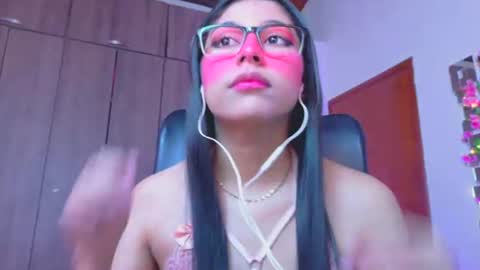 Snapshot of xallysonx_ chatting on June 2026 11:46:02 AM XALLYSONX online show from June 2026 11:46:02 AM
