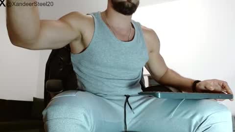 Master Xandeer online show from October 2025 06:33:01 AM