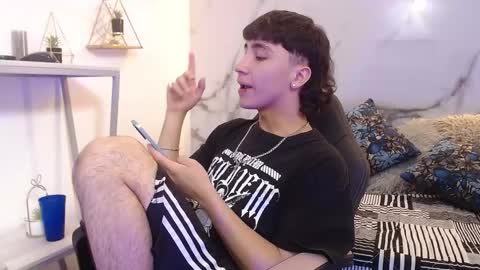 xandergrey8 online show from March 2026 07:52:01 PM